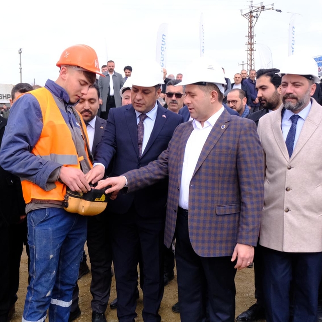 Sorgun'da yarı olimpik yüzme havuzunun temeli atıldı