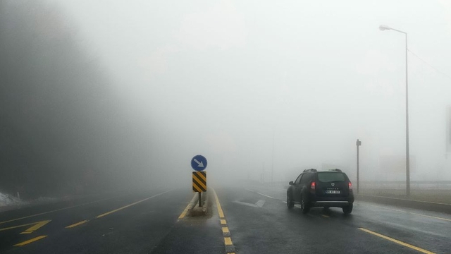 Bolu Dağı'nda sağanak ve sis etkili oluyor