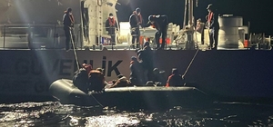 Çanakkale açıklarında 67 düzensiz göçmen yakalandı