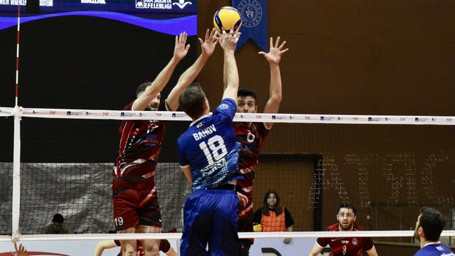 Voleybol: AXA Sigorta Efeler Ligi