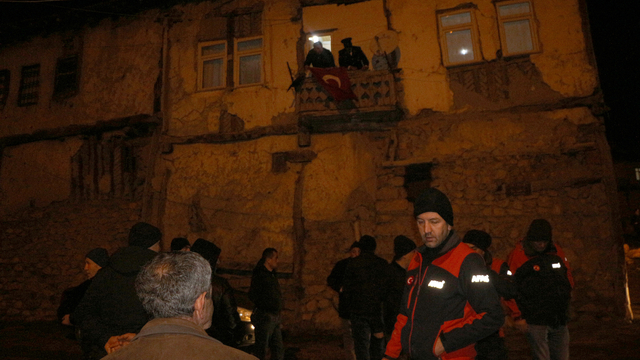 Şehit Karaca'nın babaevinin yeniden inşası için çalışma başladı