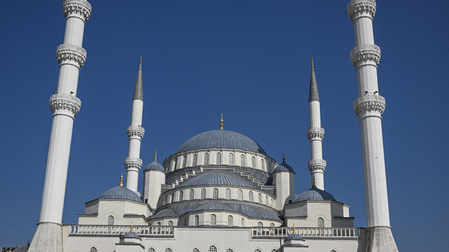 TDV, ramazan için deprem bölgesine mobil mutfak ve ikram araçları gönderdi