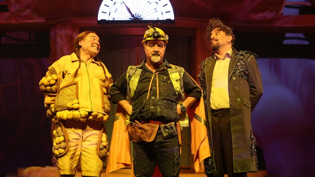 Ünlü isimlerin rol aldığı "Hücreler" oyunu 4-5 Mart'ta Ankara'da sahnelenecek