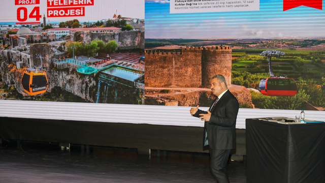AK Parti Diyarbakır Büyükşehir Belediye Başkan adayı Bilden, kente yönelik 26 projesini açıkladı: