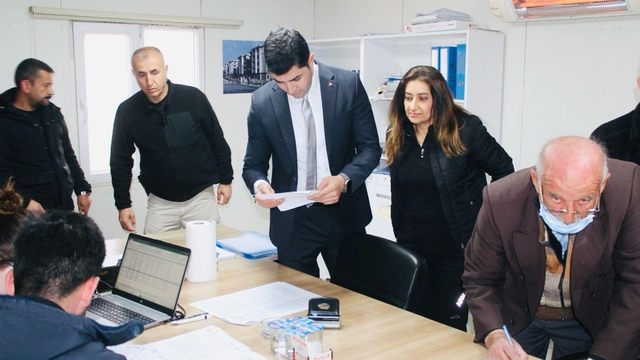 Doğanşehir'de deprem konutlarının anahtar teslimine başlandı