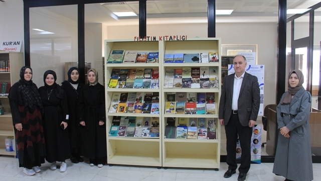 SAÜ İlahiyat Fakültesi kütüphanesinde "Filistin Kitaplığı" açıldı