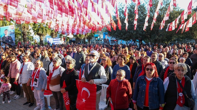 CHP Bodrum Belediye Başkan Adayı Mandalinci seçim çalışmalarını sürdürüyor