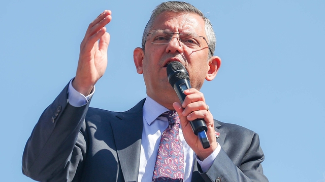 Özgür Özel: Bıyıklı, erkek partilerden yarı yarıya kadınların söz sahibi olduğu bir partiyle ayrışacağız (2)