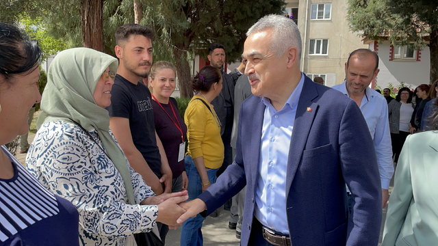 Aydın Büyükşehir Belediye Başkan adayları Çerçioğlu ve Savaş oy kullandı