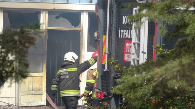 Fabrikada çıkan yangın, 1 saatte kontrol altına alındı