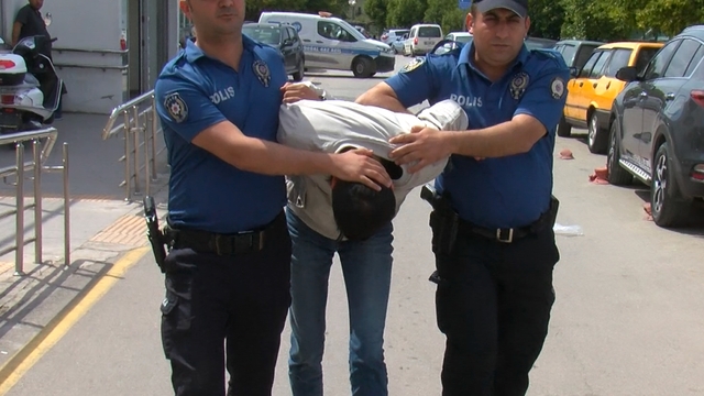 Adana'da ölümlü ve yaralamalı kazaya karışan sürücü tutuklandı