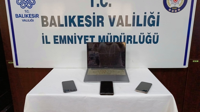 Sahte sitelerden oto yedek parça satışı bahanesiyle dolandırıcılık şüphelisi 3 kişi tutuklandı