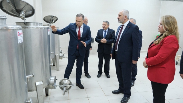 Mesleki ve Teknik Eğitim Genel Müdürü Ali Karagöz, Kırklareli'nde ziyaretlerde bulundu