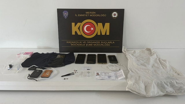 Mersin'de ehliyet sınavı için kopya düzeneği hazırlayan 5 şüpheli tutuklandı
