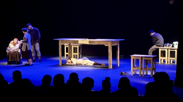 Trabzon'da "Çığ" adlı tiyatro oyunu sahnelendi