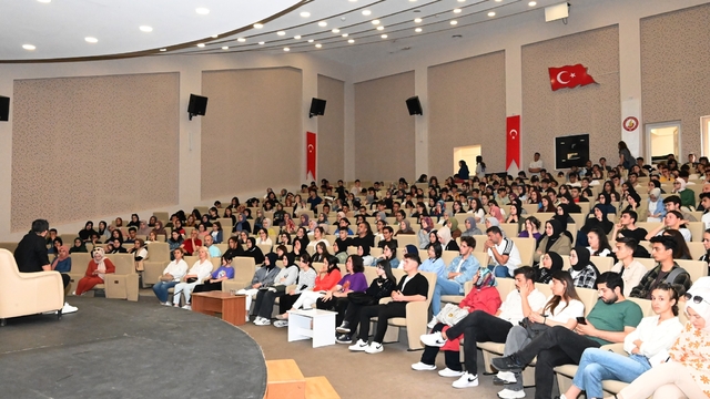 Gri Koç'tan YKS öncesi som taktikler semineri