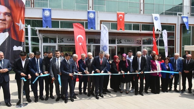 Tekirdağ'da Murat Kamil Tırpancı Kütüphanesi açıldı