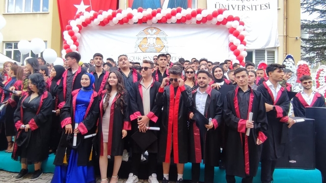 SÜ Huğlu MYO'da mezuniyet heyecanı