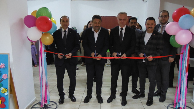 Orta'da ana sınıfı öğrencilerinin eserleri sergilendi