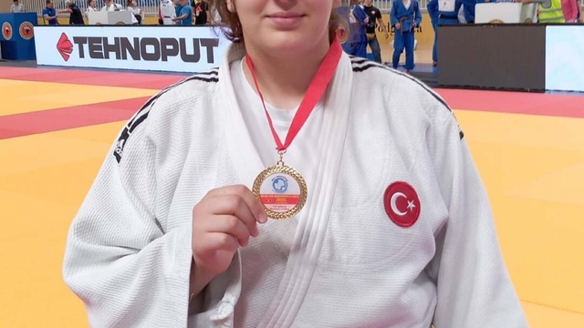 Yunusemreli Irmak judoda Balkanları fethetti