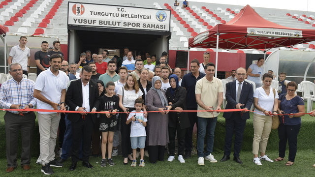 Turgutlu'da vefat eden hakem Yusuf Bulut'un adı spor sahasına verildi