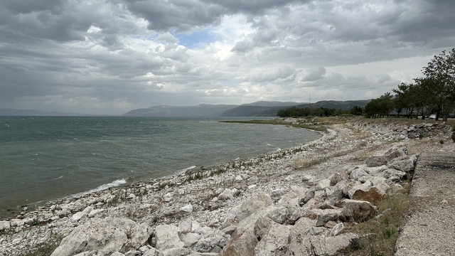 Eğirdir Gölü'nde iki düden tespit edildi