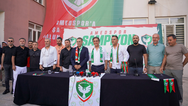 Amed Sportif Faaliyetler, teknik direktör Ersun Yanal ile sözleşme imzaladı