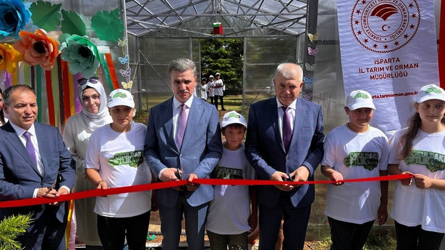 Isparta'da "Okuldaki Çiftlik Projesi" hayata geçirildi