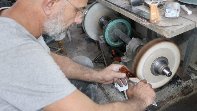 Sürmene'de bıçakçılarda yoğunluk devam ediyor