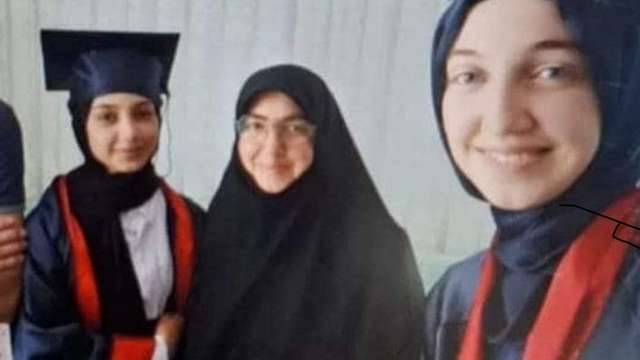 Kazada ölen anne- kız, memleketlerinde yan yana toprağa verildi