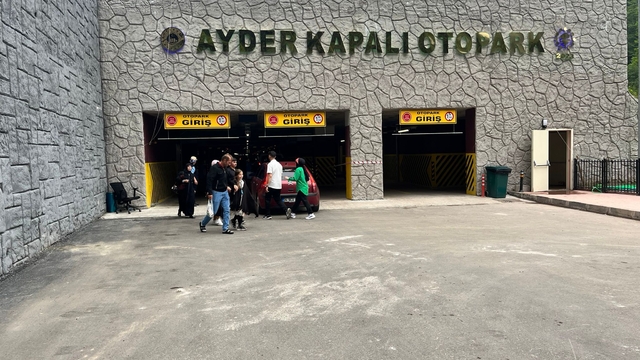 Ayder'de trafik sorununu 'çevreci otopark' çözdü