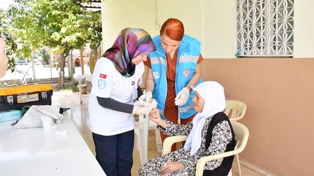 Gaziantep'te evde sağlık hizmetleri kapsamında 22 bin 27 ev ziyareti gerçekleştirildi