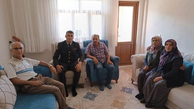 Seydişehir Askerlik Şube Başkanı Astsubay Lale, şehit ailelerini ziyaret etti