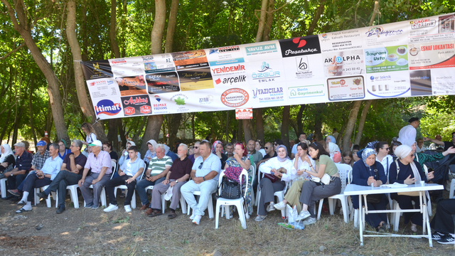Karamürsel'de Geleneksel 17. Pita Teferiç Şenlikleri yapıldı