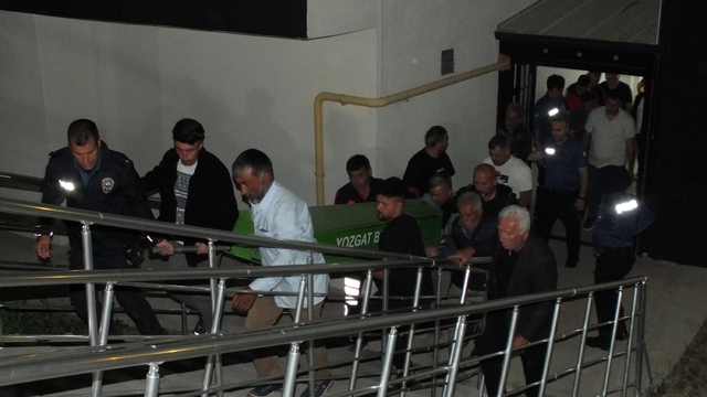 Asansör arıza yapınca iki kat arasında sıkışan kadın hayatını kaybetti