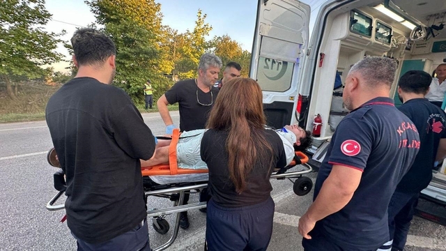 Sosyal medya ünlüleri Enes Batur ve Zelal Işıl Özdemir, kazada yaralandı