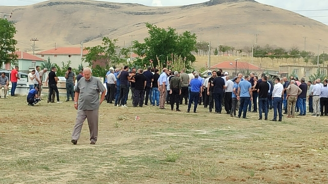 Kulu'daki yangında ölen anne ve oğlu toprağa verildi