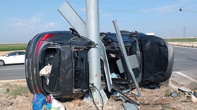 Konya'da iki otomobilin çarpıştığı kazada 1 kişi öldü, 6 kişi yaralandı