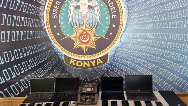 Konya merkezli dolandırıcılık operasyonunda yakalanan 8 şüpheli tutuklandı