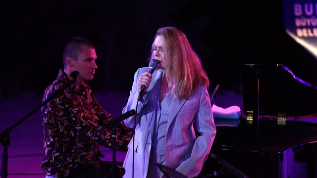 "62. Uluslararası Bursa Festivali"nde Anna Maria Jopek sahne aldı