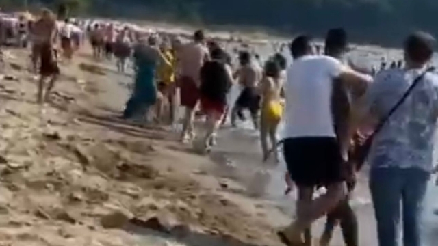 Denize giren kadını taciz ettiği iddia edilen şüpheli, adli kontrolle serbest