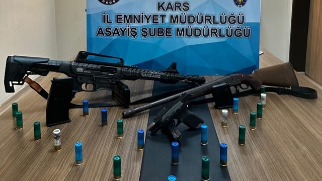 Kars'ta silahla bir kişiyi yaralayıp kaçan zanlı tutuklandı