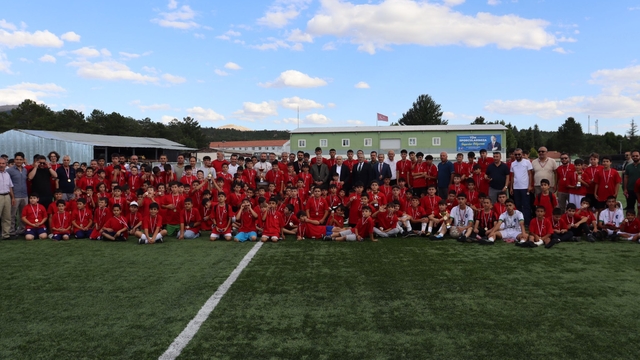 Çorum'da yaz Kur'an kursları arasındaki futbol turnuvasına 400 öğrenci katıldı