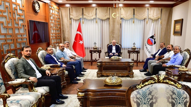 Diyarbakır Valisi Murat Zorluoğlu'na "hayırlı olsun" ziyaretleri