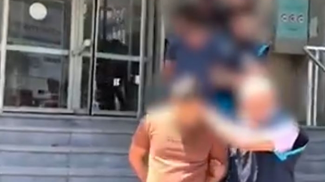 Kayseri'de 3 kişiyi tehditle 200 bin TL gaspbeden 5 şüpheli gözaltında