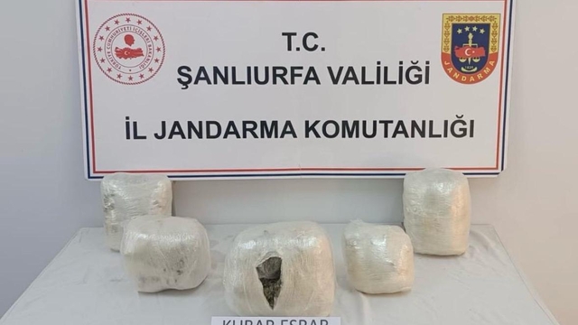 Şanlıurfa'da 5 kilo 400 gram esrar ele geçirildi