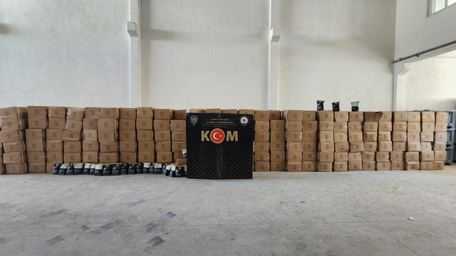 Konya'da kaçakçılık operasyonlarında 19 şüpheli yakalandı