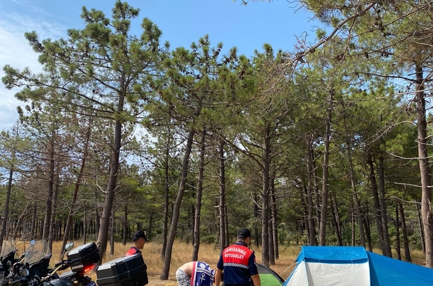 Edirne'de jandarma ekipleri orman alanında kamp yapan vatandaşları uyardı