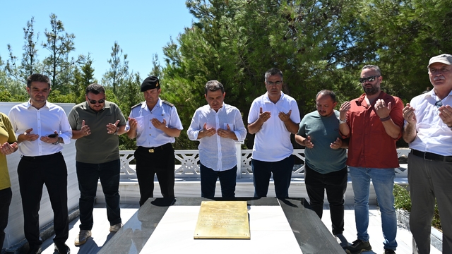 Şehit Yarbay Hüseyin Avni Bey mezarı başında anıldı - Çanakkale Haberleri