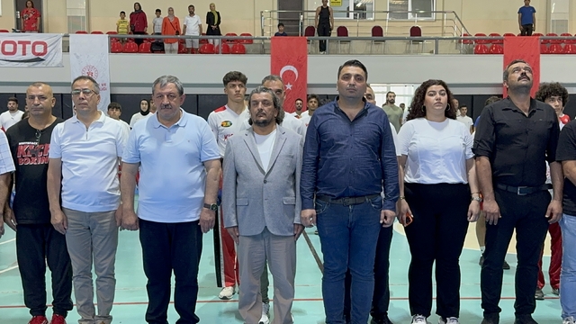 Kick boksta siyah kuşak "dan" sınavları Adana'da yapıldı